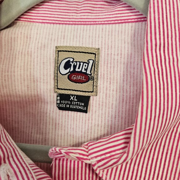 EUC Women's, XL, western, pearl  snap, sleeveless shirt CRUEL GIRL - Picture 3 of 4